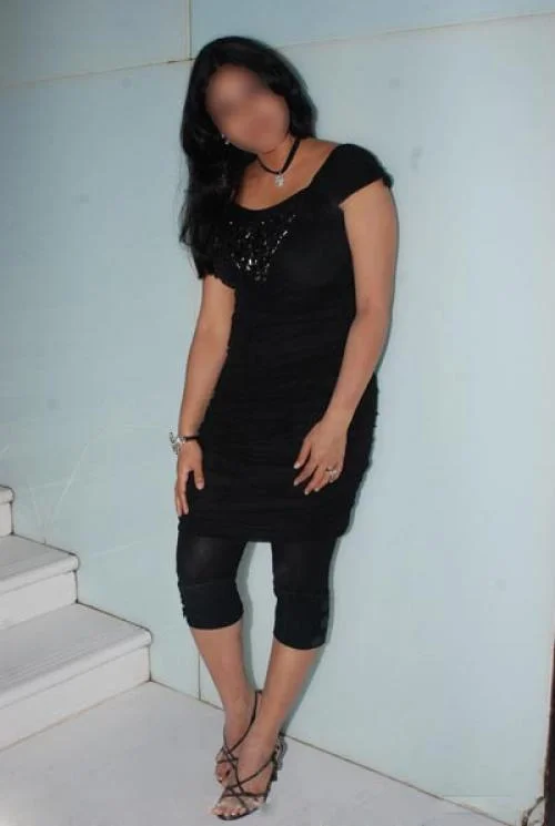 Call Girls Dera Bassi